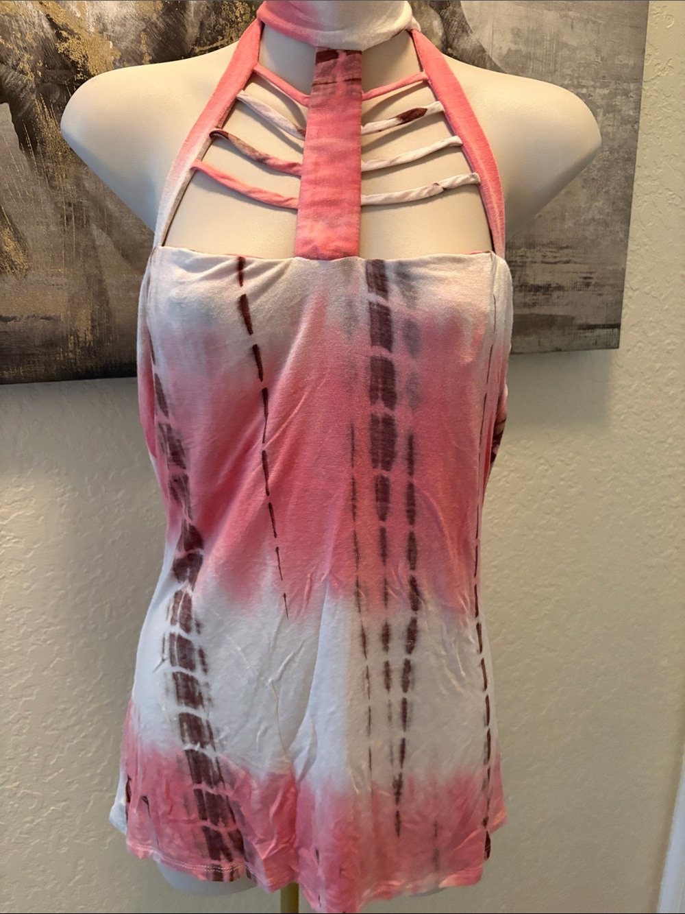 VENUS Pink and White Tie-Dye Halter Tank with Ladder Front